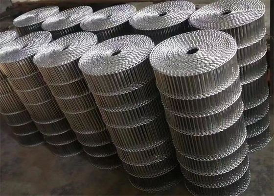 Băng tải dây lưới dạng thang phẳng Flex để chế biến thực phẩm