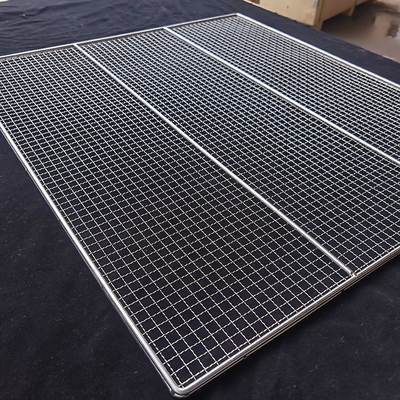 Giá tốt. Đồ dùng tùy chỉnh kích thước SUS 304 bánh quy thực phẩm Wire Mesh Trays cho lò nướng trực tuyến