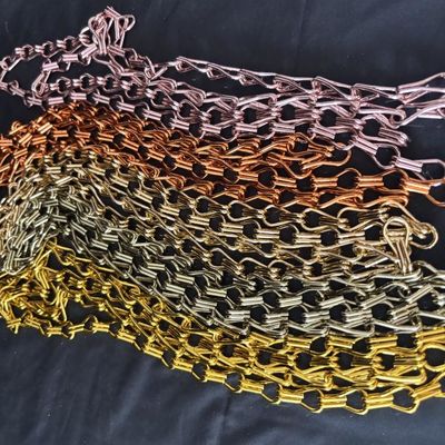 Giá tốt. Customized nhôm Double Hook trang trí chuỗi liên kết rèm / Fly màn hình cho trần nhà trang trí chuỗi trong sảnh trực tuyến