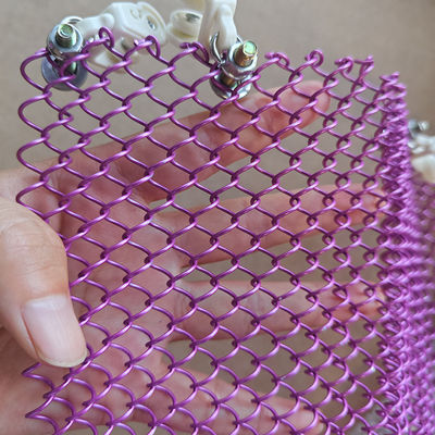 Mái rèm kim loại Cascade Coil Aluminium cho trần nhà và tường ngăn