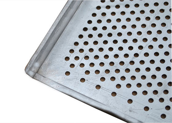 Khay nướng bằng nhôm phẳng và đục lỗ có gờ cao 20 mm Chiều cao khay